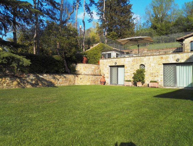 Manutenzione di giardini e aree verdi a Firenze